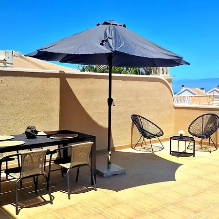Superb Overlooking Gigantes Appartement Puerto de Santiago (Tenerife)
