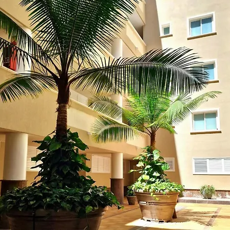Superb Overlooking Gigantes Appartement Puerto de Santiago (Tenerife)